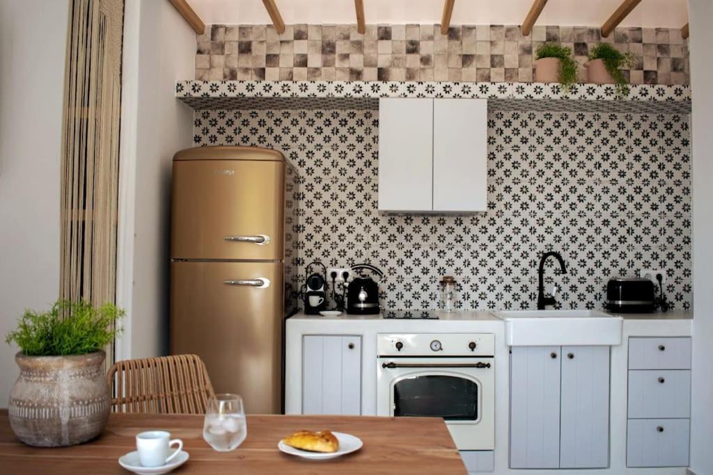 Pera Gyalos Aurora Apartment מראה חיצוני תמונה